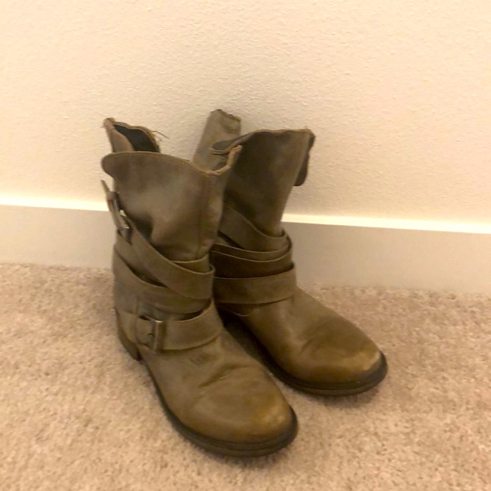 Steve Madden boots